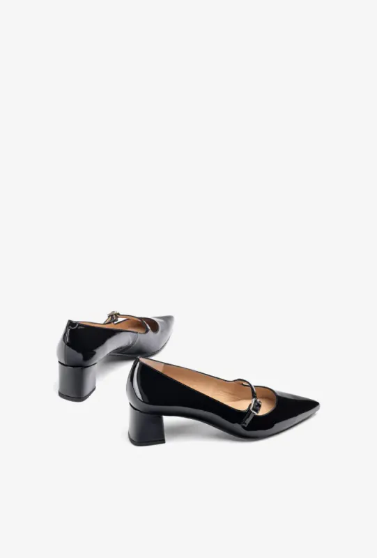 Junde Pumps Black Unisa