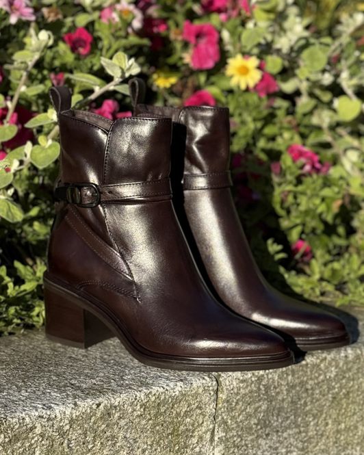 Hovedbilde L39208 Skolett Med Hæl Brunt Skinn Fra Mjus