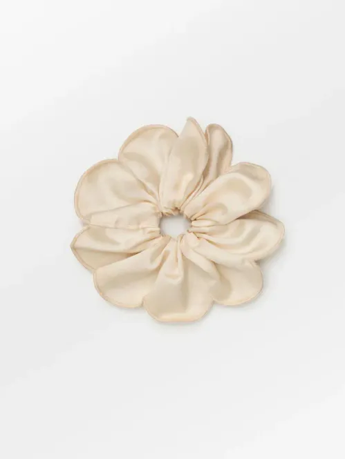 Hovedbilde Tila Scrunchie Brich White Beck Söndergaard